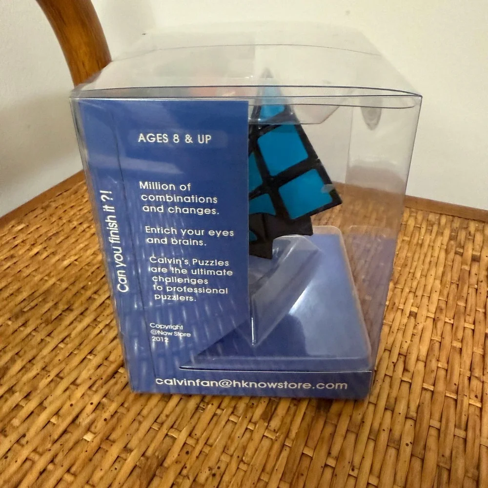 Calvin's Puzzle Twist Cube 3x3 Brainteaser New Sealed CPV 04094 China